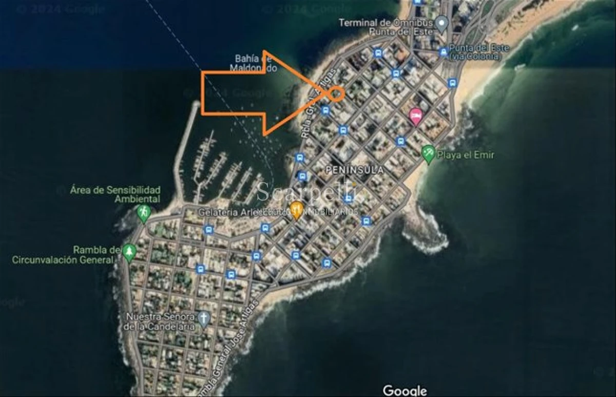 Casa ID.21 - Alquiler Anual Importante Chalet Punta Del Este Península