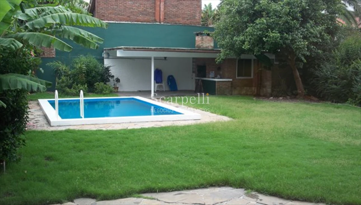 Casa ID.62 - VENTA CHALET CARRASCO 6 DORMITORIOS AROCENA PROXIMO