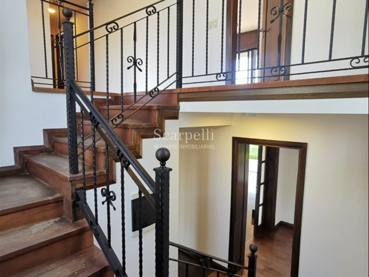 Casa ID.25 - Alquiler Casa Lomas de Carrasco 3 suites Piscina Barbacoa