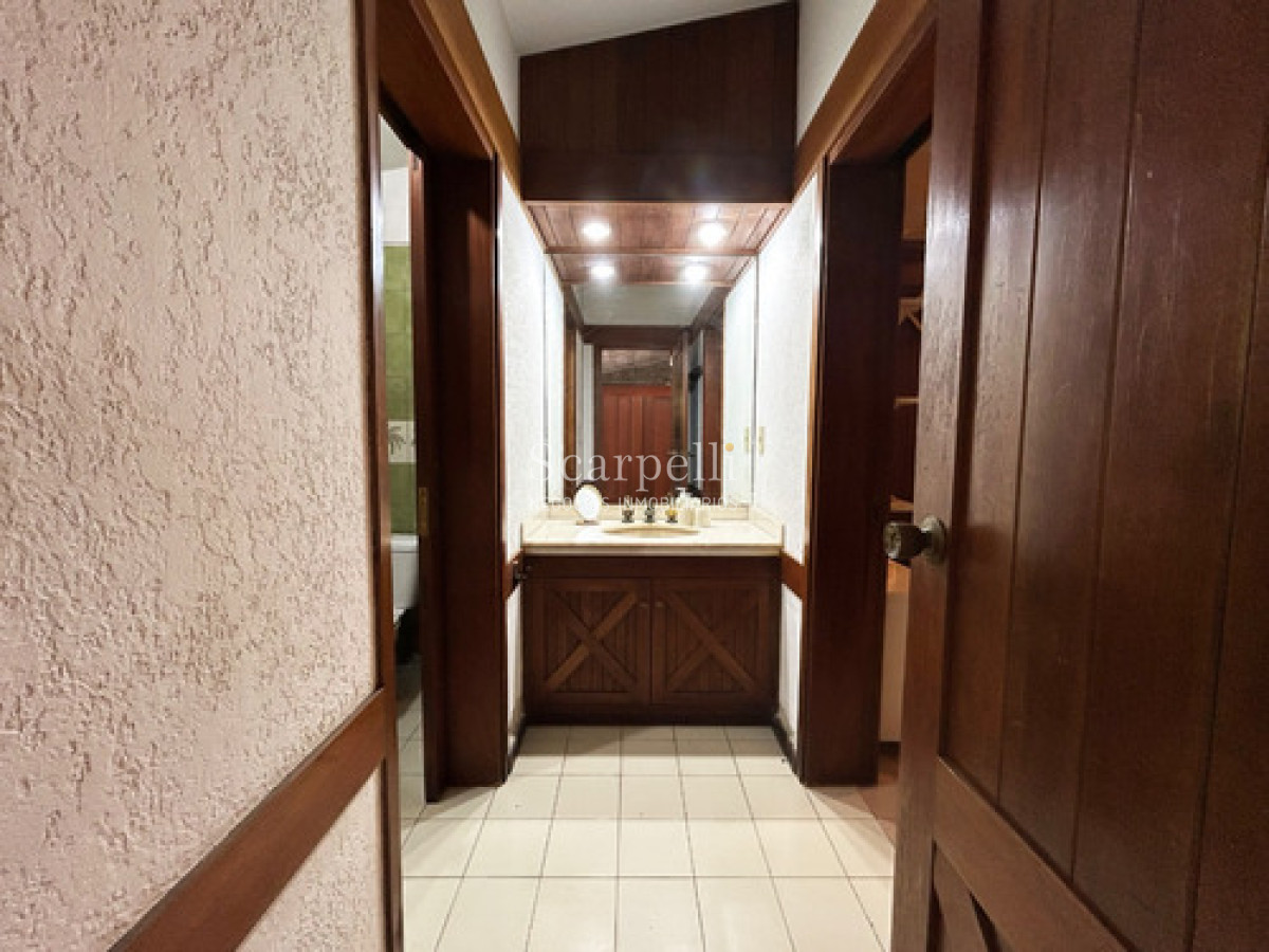Casa ID.50460 - Venta De 2 Casas Dentro De Un Mismo Padrón En el mejor lugar de Punta Gorda
