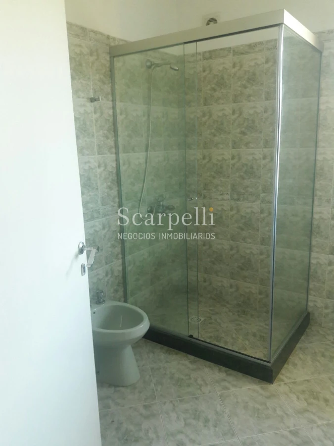 Casa ID.28633 - VENTA CASA PROPIEDAD HORIZONTAL 2 DORMITORIOS + 2 BAÑOS + SERVICIO + FONDO & BARBACOA MUY PRÓXIMO A LA RAMBLA.-