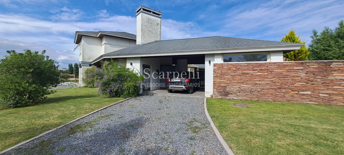 Casa ID.50371 - ALQUILER VENTA COLINAS DE CARRASCO PISCINA BARBACOA GRAN RESIDENCIA  SERVICIO 