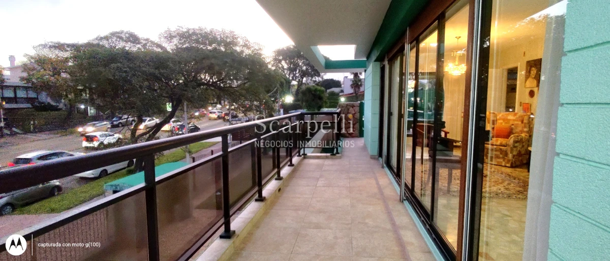 Casa ID.50464 - Estupenda Esquina con Gran Exposición Punta Gorda Ideal Empresas Oficina Clínicas