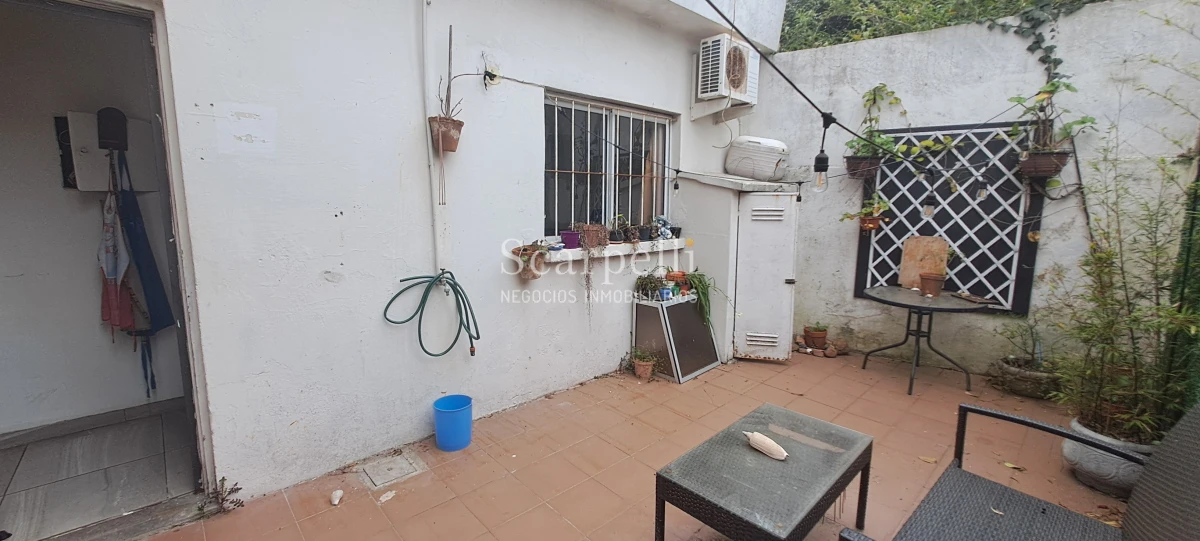 Casa ID.13251 - Venta 2 Casas Carrasco con Renta Blanes Viale proximo Bolivia y Plaza Thays