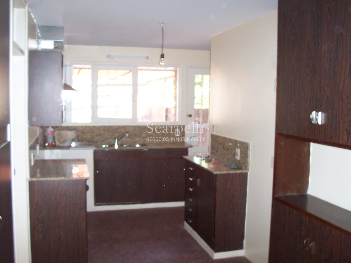 Casa ID.4307 - Totalmente Equipada Chalet tipo Americano en 1 planta Lucerna prox. Rambla 