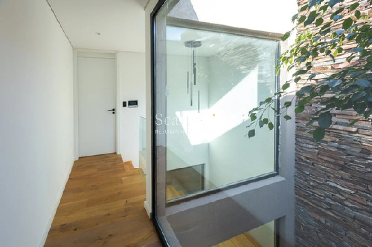 Casa ID.50491 - Venta Casa Tres Dormitorios Rambla De Punta Gorda con increíble vista y mucha luz