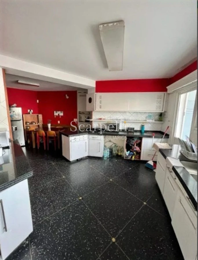 Casa ID.45280 - Punta Gorda Excelente Arquitectura con sello propio a mts. de la Rambla y muy próximo al Centro Comercial de Punta Gorda Gral Pazntorno