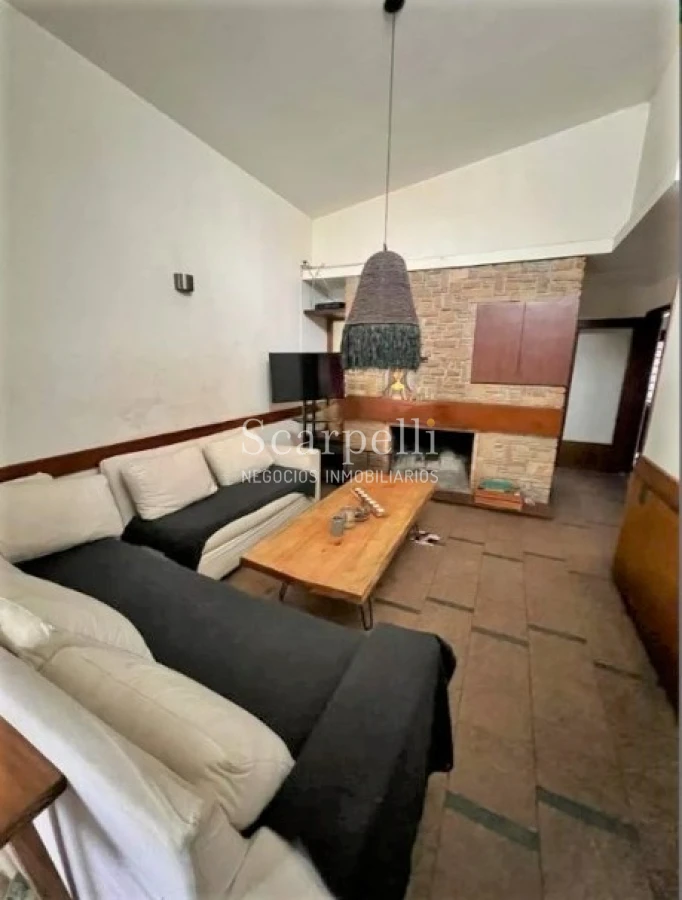 Casa ID.45280 - Punta Gorda Excelente Arquitectura con sello propio a mts. de la Rambla y muy próximo al Centro Comercial de Punta Gorda Gral Pazntorno