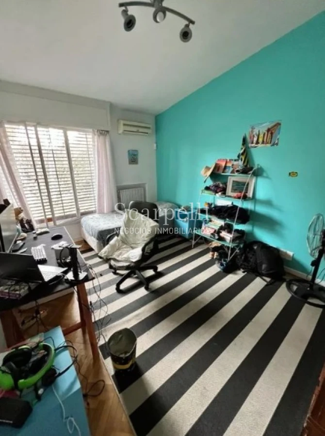 Casa ID.45280 - Punta Gorda Excelente Arquitectura con sello propio a mts. de la Rambla y muy próximo al Centro Comercial de Punta Gorda Gral Pazntorno