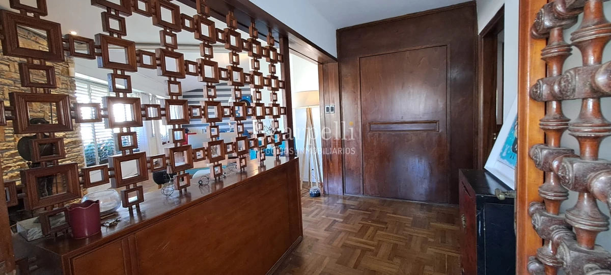 Casa ID.45280 - Punta Gorda Excelente Arquitectura con sello propio a mts. de la Rambla y muy próximo al Centro Comercial de Punta Gorda Gral Pazntorno