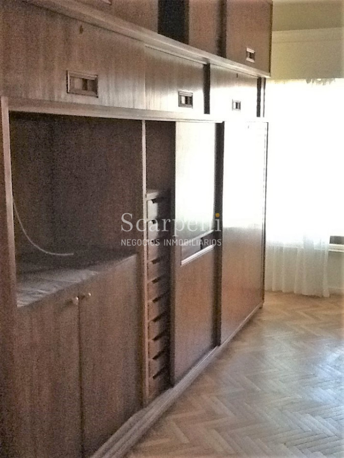Casa ID.45280 - Punta Gorda Excelente Arquitectura con sello propio a mts. de la Rambla y muy próximo al Centro Comercial de Punta Gorda Gral Pazntorno