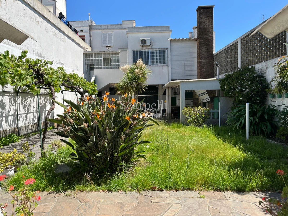 Casa ID.50418 - Venta Union Residencia Sobre Avenida Con12 Habitaciones