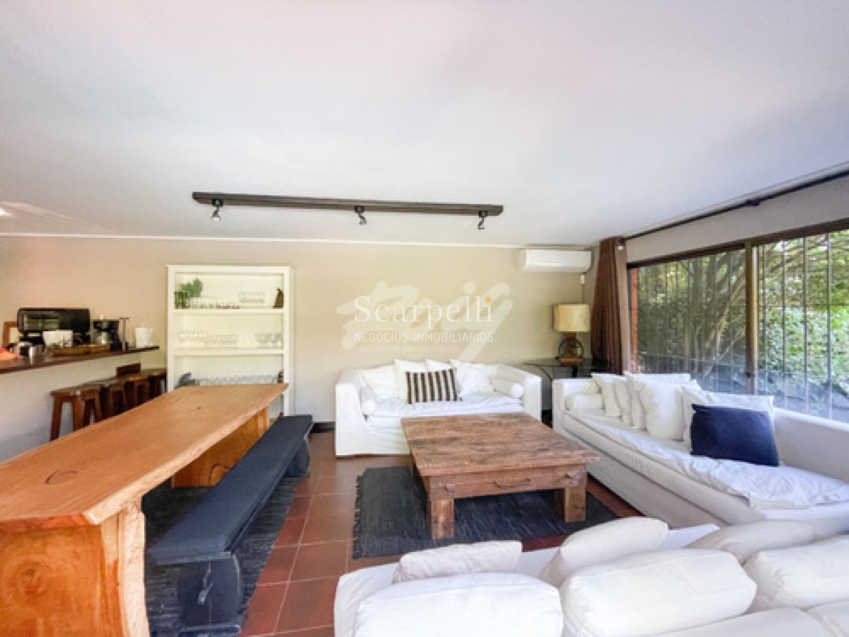 Casa ID.50436 - Casa En Venta En Carrasco Sur 