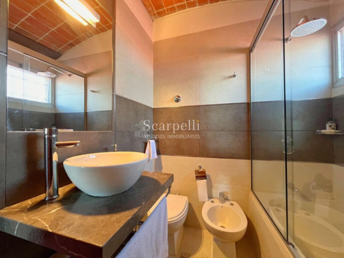 Casa ID.50502 - Arquitectura de Diseño Eladio Dieste Punta Gorda 4 Dormitorios + Piscina 