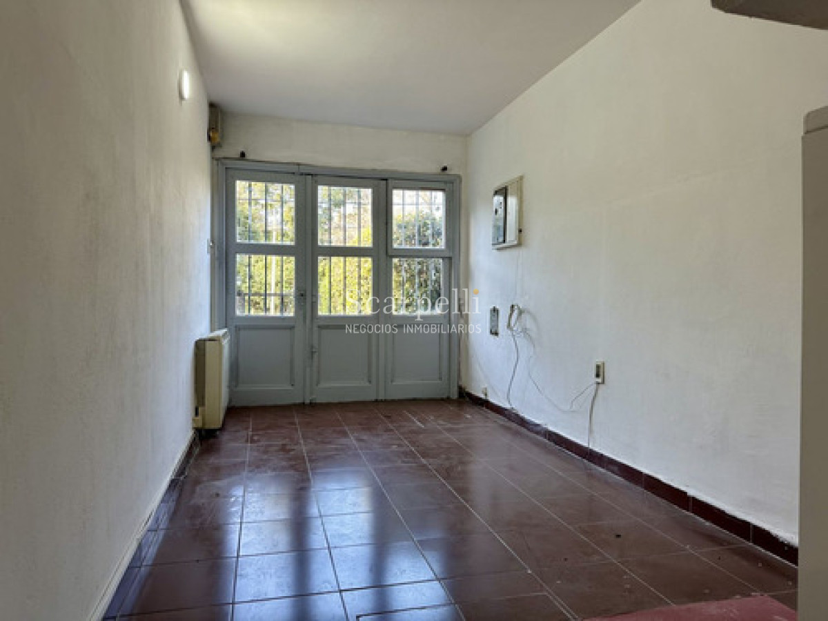 Casa ID.50458 - Carrasco Sur. Nariño. 4 Dorms.  Estar. Piscina. Garage 