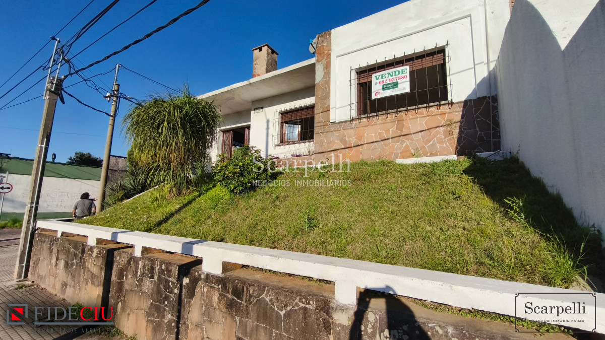 Casa ID.50482 - Amplia propiedad en buena esquina