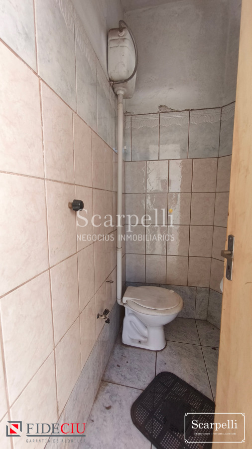 Casa ID.50482 - Amplia propiedad en buena esquina