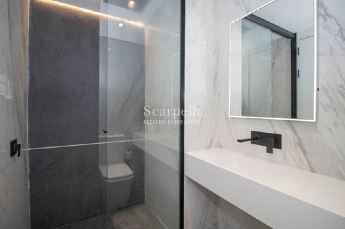 Casa ID.50491 - Venta Casa Tres Dormitorios Rambla De Punta Gorda con increíble vista y mucha luz