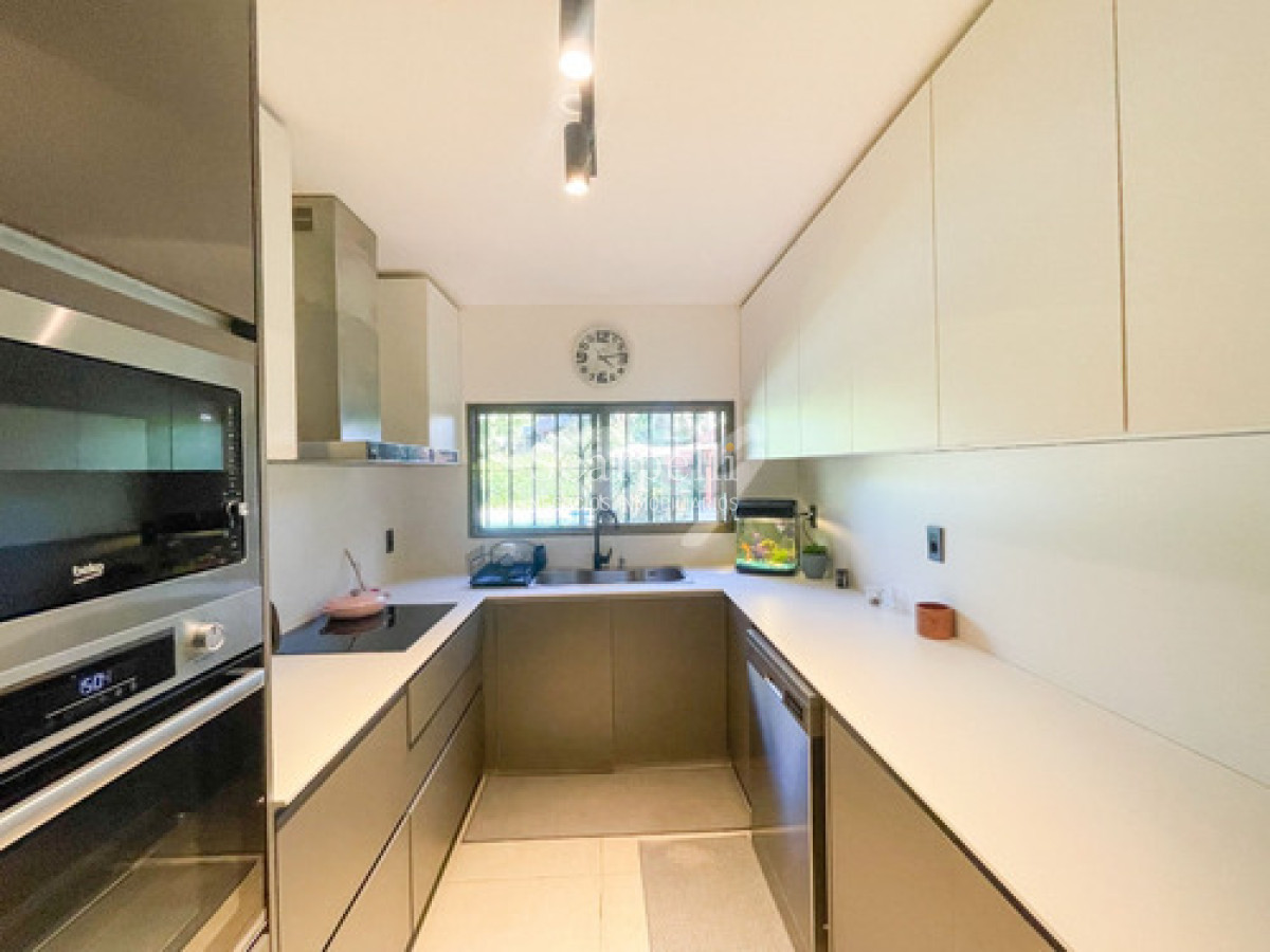 Casa ID.50436 - Casa En Venta En Carrasco Sur 