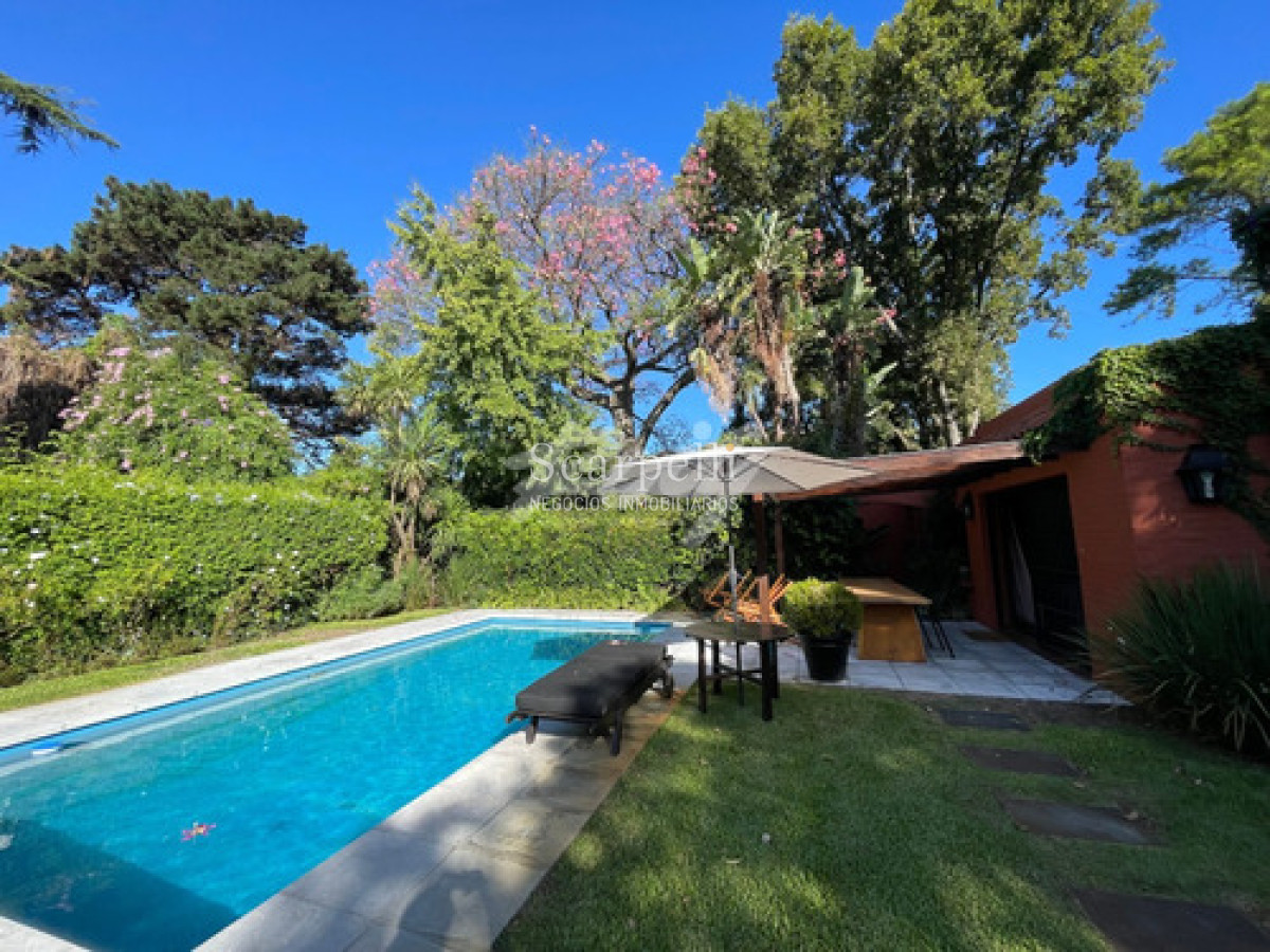 Casa ID.50436 - Casa En Venta En Carrasco Sur 