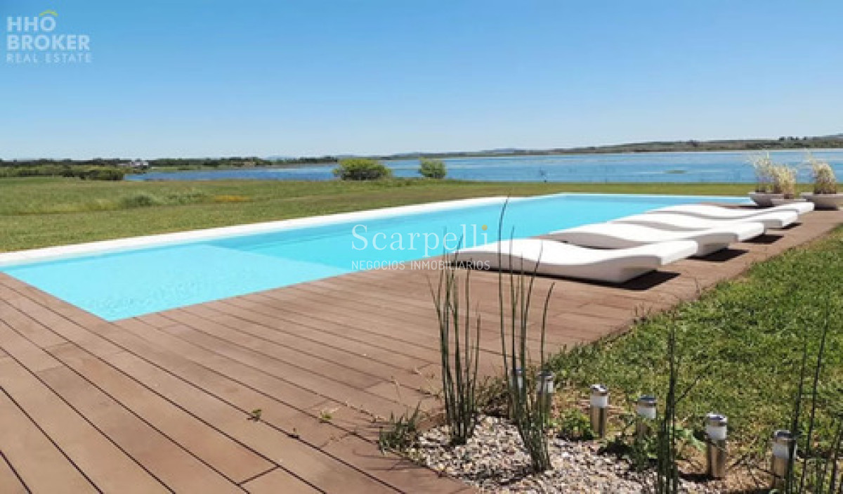 Casa ID.50469 - Casa En Venta. Barrio Privado. Laguna De Los Cisnes 