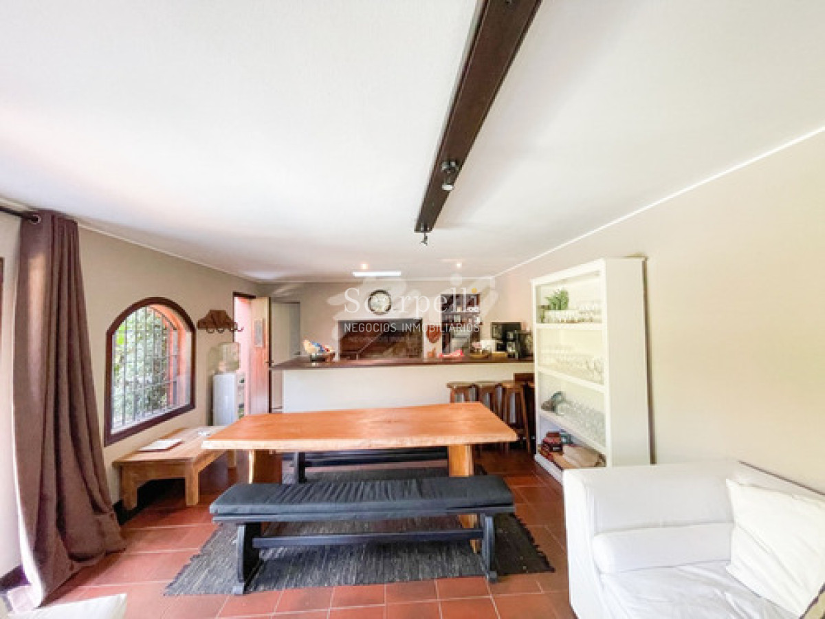 Casa ID.50436 - Casa En Venta En Carrasco Sur 