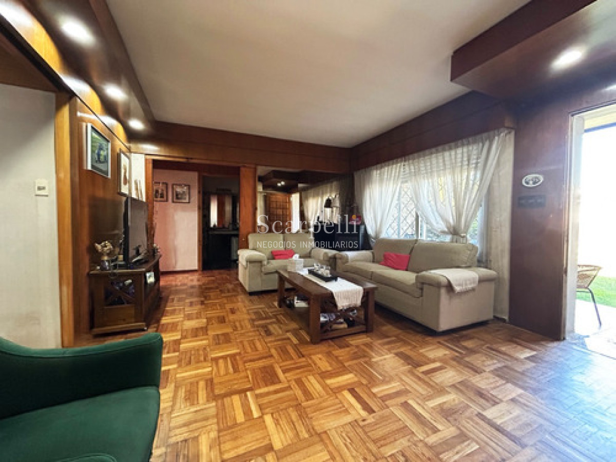 Casa ID.50460 - Venta De 2 Casas Dentro De Un Mismo Padrón En el mejor lugar de Punta Gorda