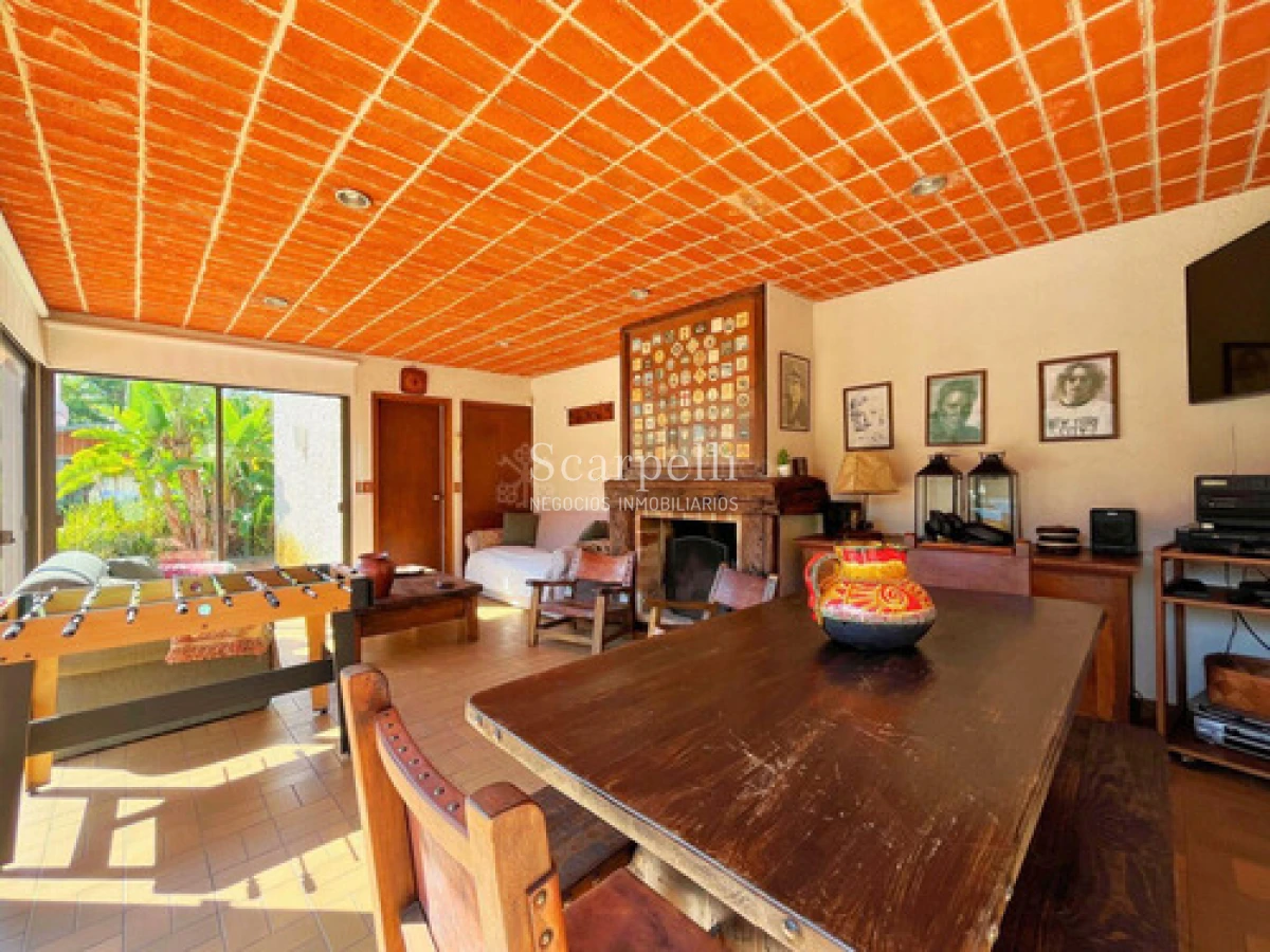 Casa ID.50502 - Arquitectura de Diseño Eladio Dieste Punta Gorda 4 Dormitorios + Piscina 