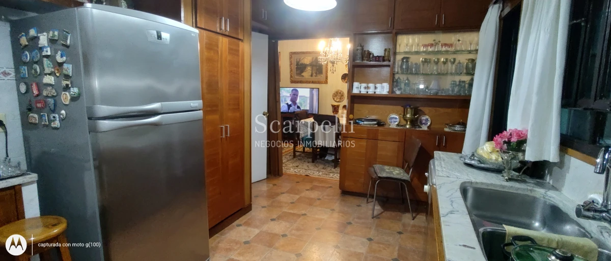 Casa ID.50464 - Estupenda Esquina con Gran Exposición Punta Gorda Ideal Empresas Oficina Clínicas