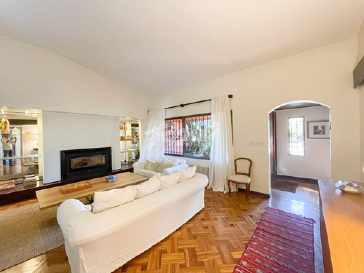 Casa ID.50436 - Casa En Venta En Carrasco Sur 