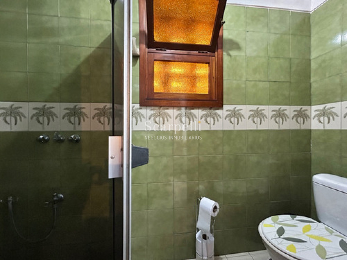 Casa ID.50460 - Venta De 2 Casas Dentro De Un Mismo Padrón En el mejor lugar de Punta Gorda