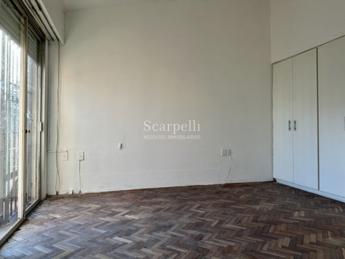 Casa ID.50458 - Carrasco Sur. Nariño. 4 Dorms.  Estar. Piscina. Garage 