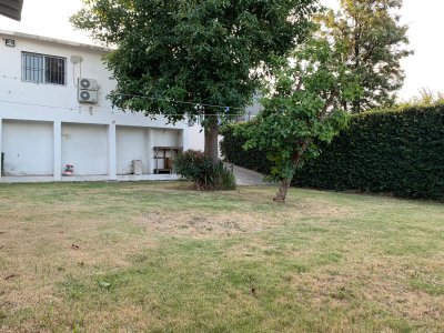 Gral Paz y Av. Bolivia. Prox. Colegio Santa Rita y Hospital Británico Carrasco