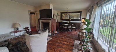 Venta 2 Casas Carrasco con Renta Blanes Viale proximo Bolivia y Plaza Thays