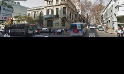 Río Branco esq. Av. Uruguay Construcción de estilo con finas terminaciones en Carpintería, Molduras & Grandes Vitreaux.-
