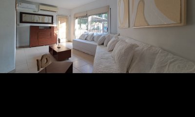 Venta Casa Carrasco Arocena próximo 2 o 3 dorm 3 baños Amplio Patio con parrillero