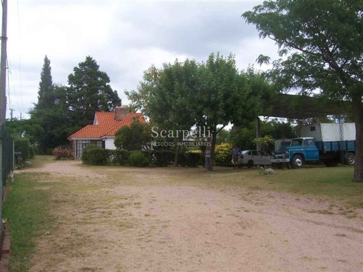 Chacra ID.29521 - Importante Terreno con 110 mts. de Frente a Ruta 8 muy próximo a Ciudad de Pando y Ruta 101.-