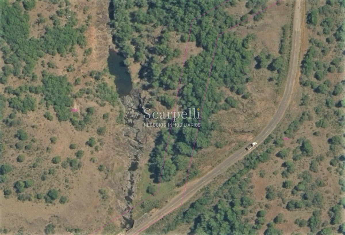 Chacra ID.39842 - Chacra muy Próximo a Ciudad de Tacuarembó en valioso entorno natural con vertiente de agua sobre Ruta Nacional 31 km. 196.-