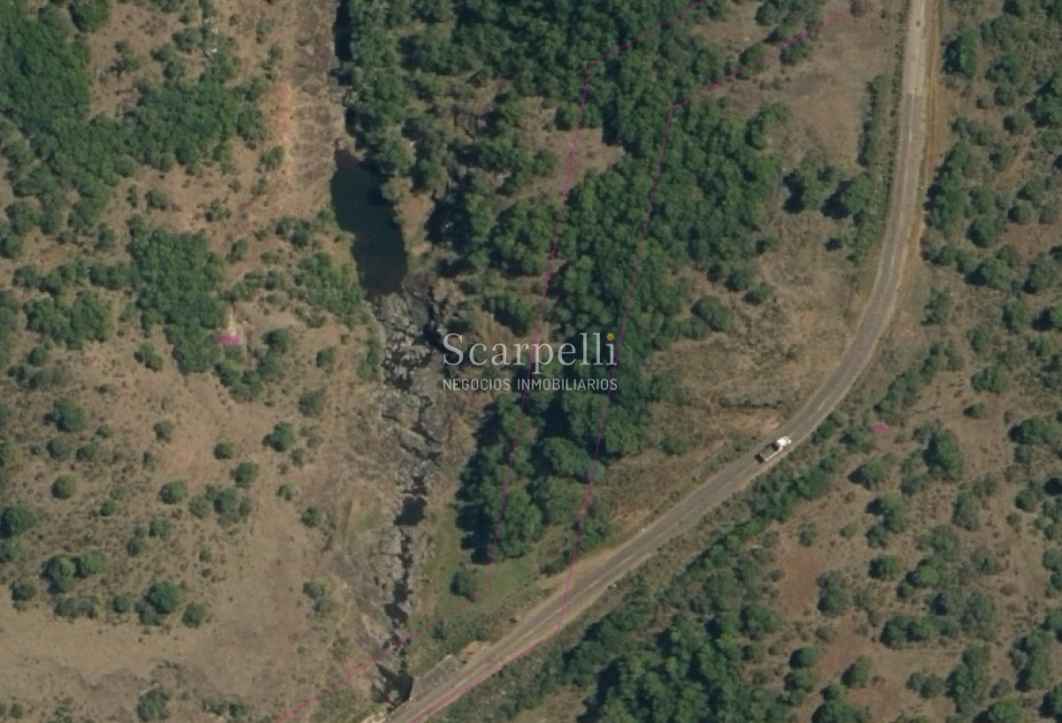 Chacra ID.39842 - Chacra muy Próximo a Ciudad de Tacuarembó en valioso entorno natural con vertiente de agua sobre Ruta Nacional 31 km. 196.-