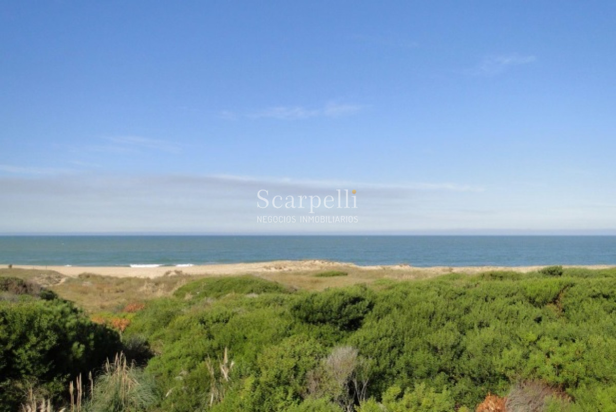Campo Ref.24930 - La Pedrera Ruta 10 km. 227.500 casi 10.000 m2 frente al Océano Rochense Ideal Club de Campo Oceánico