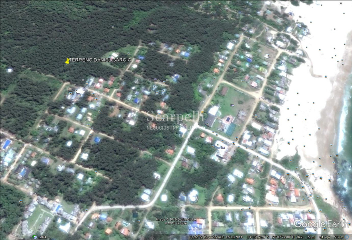 Campo Ref.4362 - Rocha 1 há y 1/2  en La Pedrera proximo a la Ruta y al Océano
