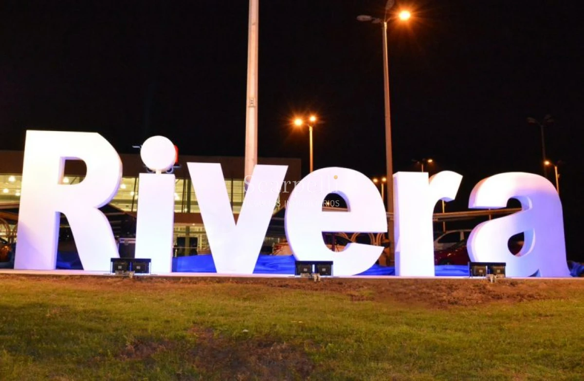 Campo Ref.50474 - VENTA CAMPO RIVERA 86 Hás Costa Rio Tacuarembó Ideal Invernada