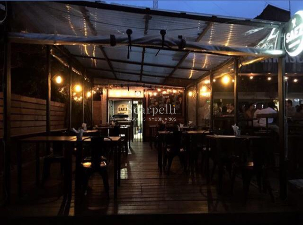 Local Comercial ID.14845 - Gastronómico funcionando a pocos mts. Hotel Casino Carrasco y Rambla con público joven de la zona.-