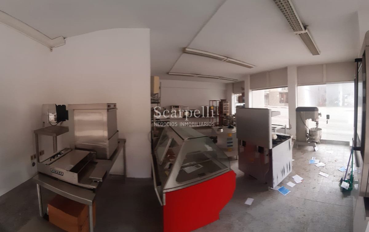 Local Comercial ID.16027 - Venta Local Comercial en la atractiva esquina de Zelmar Michelini y Canelones