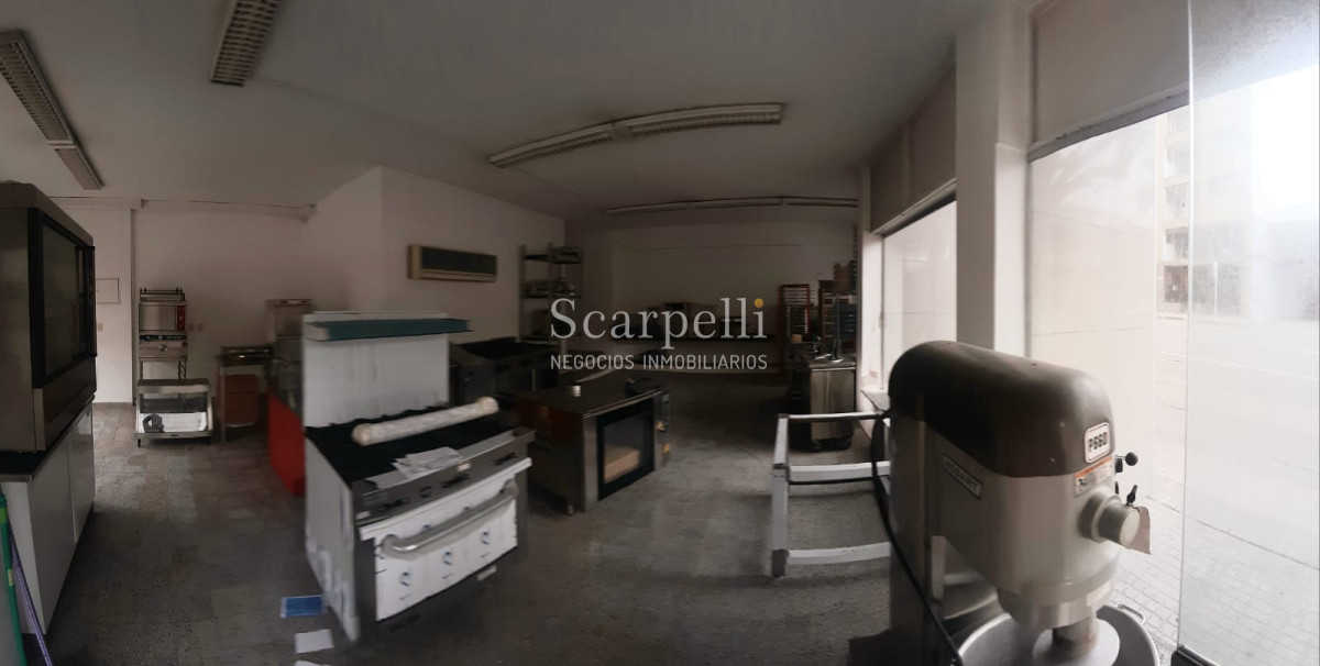 Local Comercial ID.16027 - Venta Local Comercial en la atractiva esquina de Zelmar Michelini y Canelones