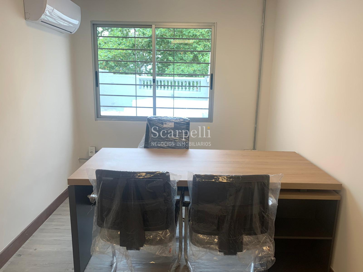 Local Comercial ID.20218 - Alquile Oficinas sin Gastos Comunes ni Garantía con Recepcionista Gratis y Descontando Iva & Irae.-