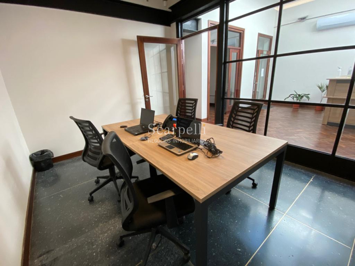 Local Comercial ID.20218 - Alquile Oficinas sin Gastos Comunes ni Garantía con Recepcionista Gratis y Descontando Iva & Irae.-