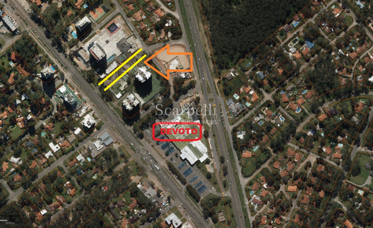 Local Comercial ID.20834 - Locales Comerciales Av.Roosevelt Parada 12 Próximo Banco Santander