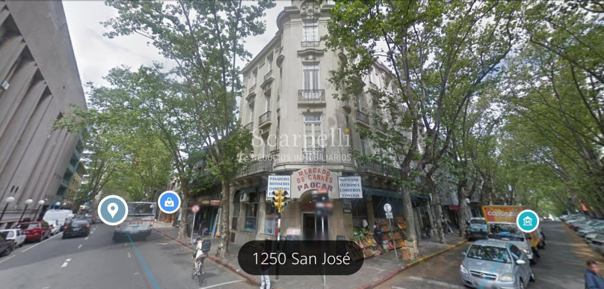 Local Comercial ID.22168 - Local Comercial Estratégico en San José y Yí (Carlos Quijano) a mts de Carcel Central,  18 de Julio e I.M.M