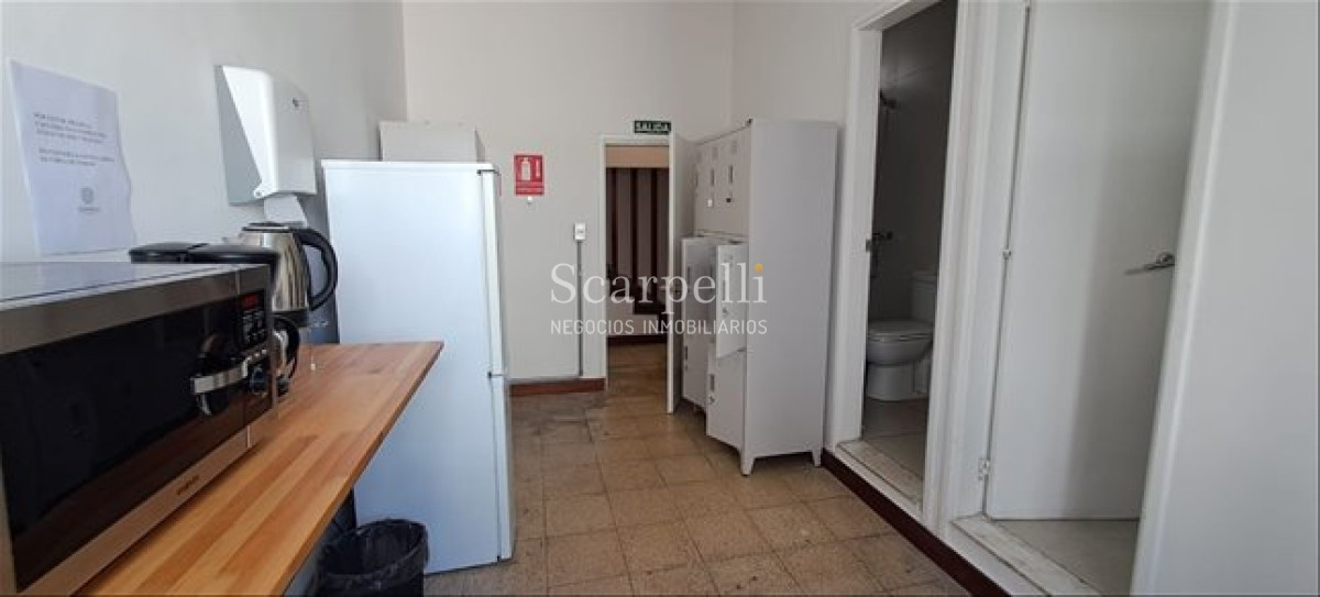 Local Comercial ID.14 - Alquiler Local Comercial Proximo Shopping Gran Flujo Peaton